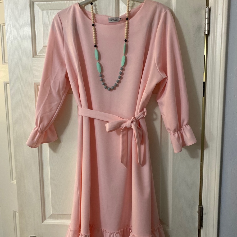 Pink Polyester dress with waist tie size XL